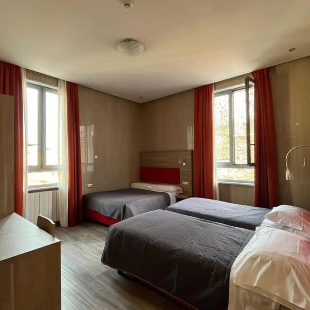 غرفة رباعية بسرير فردي، Hotel Midway 3/10