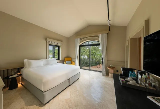 Hilltop, Superior, King Bed، U Khao Chi Chan Pattaya 3/5