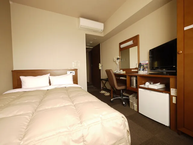 غرفة بسرير نصف مزدوج للمدخنين، Hotel Route-Inn Ichinomiya Ekimae 1/3