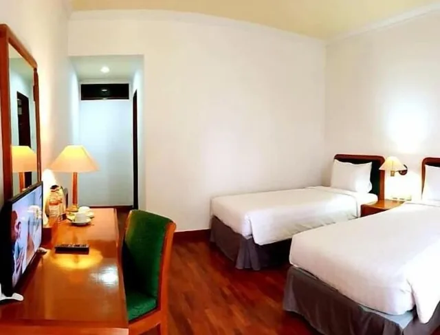 غرفة سوبيريور بسريرين منفصلين، Grand Whiz Hotel Bromo 1/1