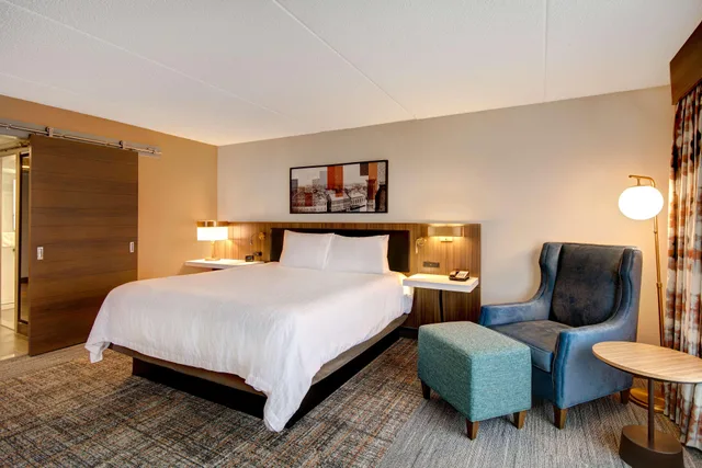 جناح بسرير كينج بغرفة نوم واحدة لذوي الإعاقة، Hilton Garden Inn Terre Haute 1/4