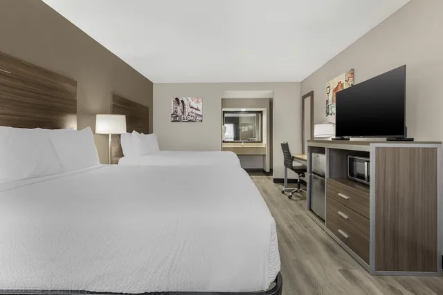 غرفة قياسية بسريرين كوين يُسمح فيها بالحيوانات الأليفة، Best Western Gateway Adirondack Inn 4/10
