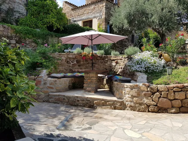 Villa Arca، Draguignan 38/50