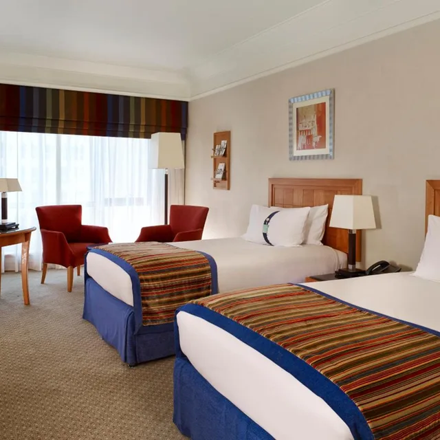 غرفة بريميوم بسرير فردي، Holiday Inn Cairo City Stars 4/6