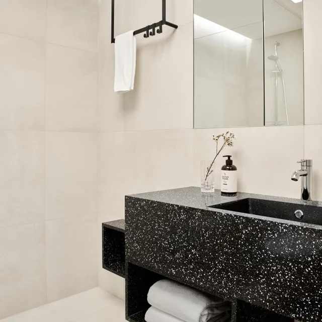 غرفة ثلاثية، Original Sokos Hotel Tripla 2/2