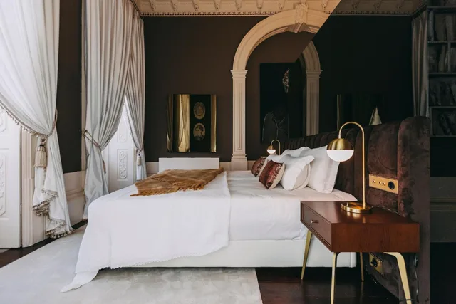 جناح جونيور بسرير كوين، Torel Palace Porto 4/6