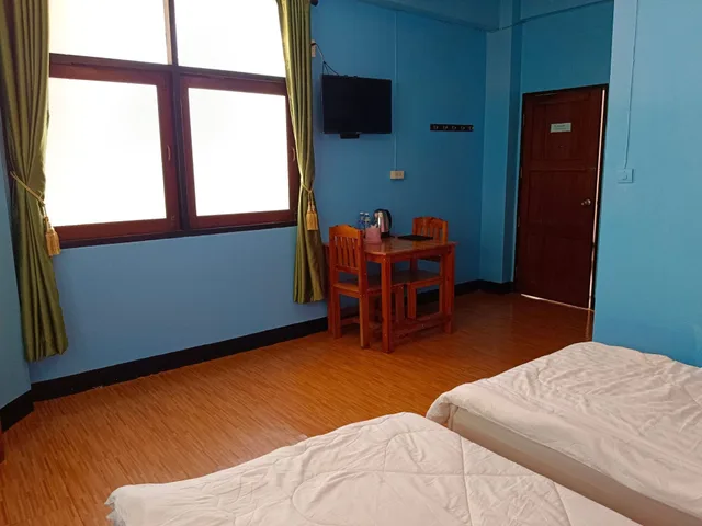 غرفة ديلوكس بسريرين منفصلين، Royal Land Mae Klong Hotel 2/2