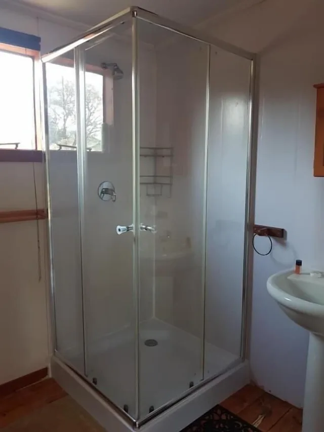 غرفة بسرير مزدوج، Sand River Cottages 3/3