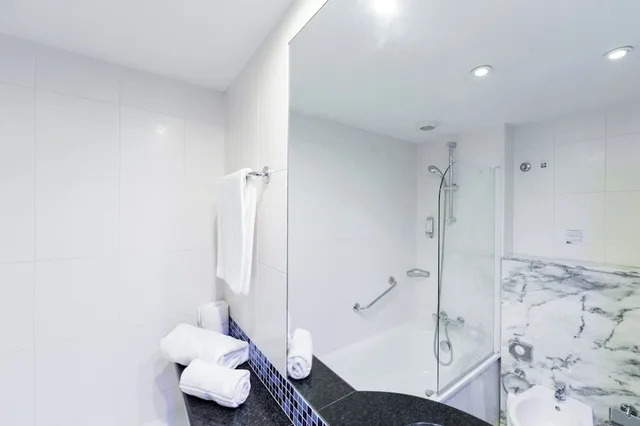 غرفة قياسية بسريرين منفصلين، HOLIDAY INN EXPRESS LISBON AIRPORT 8/8