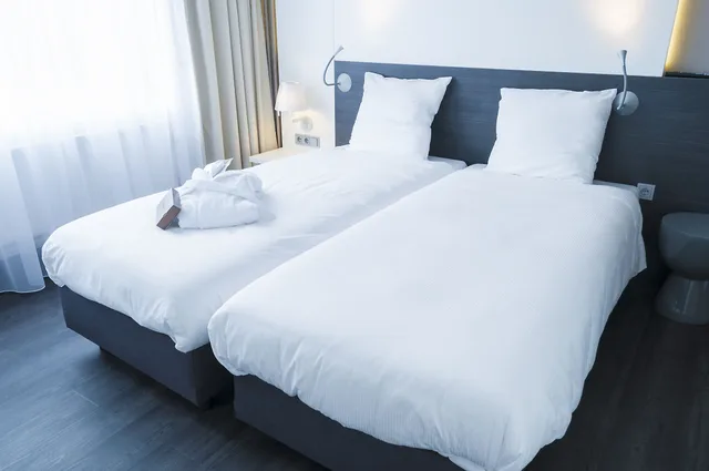غرفة قياسية بسريرين منفصلين، Postillion Hotel Dordrecht 3/4