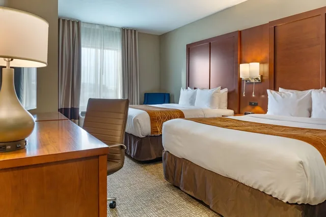 غرفة قياسية بسريرين كوين، Comfort Inn & Suites Boise Airport 1/5