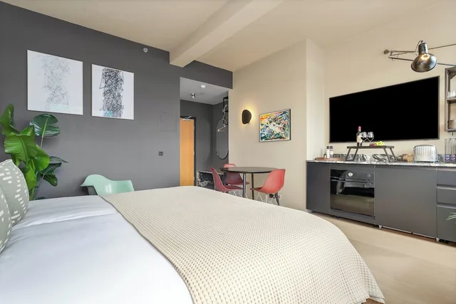 Standard, Triple, 1 Double and 1 Single Bed, Arctic Comfort Hotel 4/8