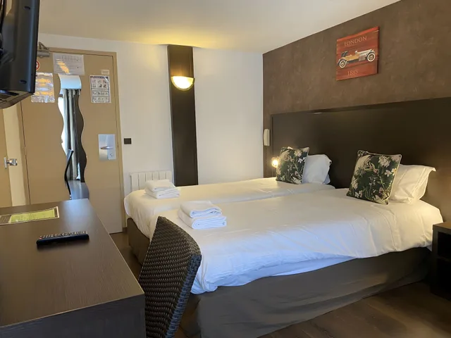 غرفة قياسية بسريرين منفصلين، Shelder Hotel 3/5