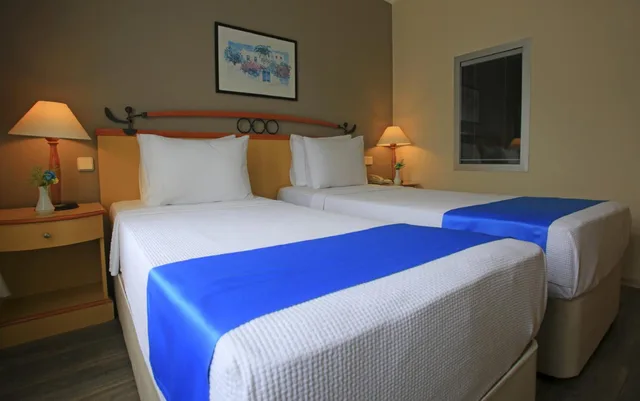 غرفة قياسية بإطلالة على البحر، Roseira Beach Resort 4/8