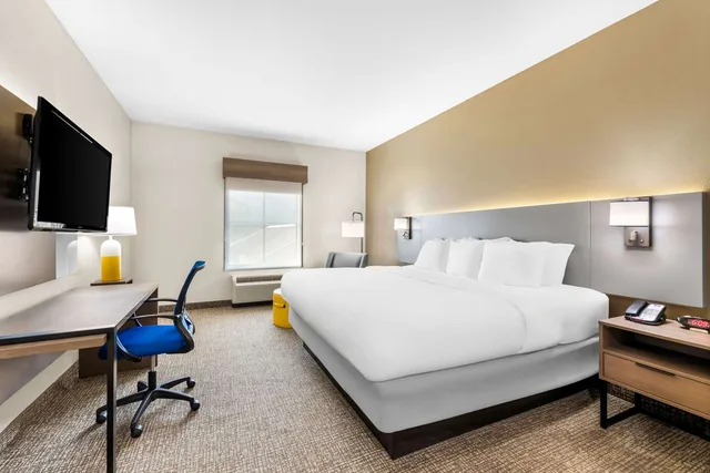 غرفة بسرير كينج، Comfort Inn Harriman, TN 1/3