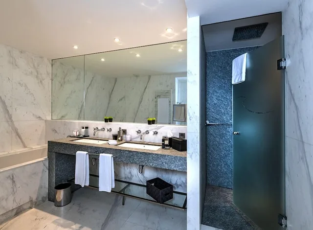 جناح بسرير كينج مع أريكة، Hotel & Spa Regent Petite France 3/3