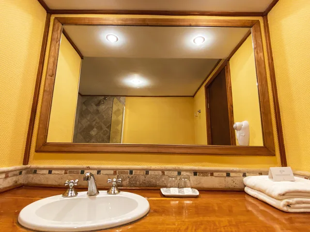 غرفة قياسية ثلاثية بإطلالة على الحديقة، Los Nires Hotel 2/3