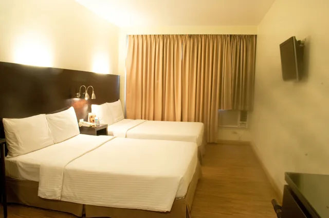 غرفة ديلوكس بسريرين كوين، Pearl Lane Hotel 1/3