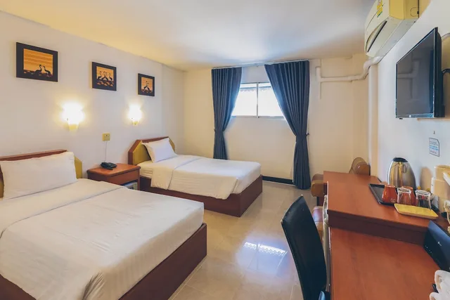 غرفة قياسية بسريرين منفصلين، Atlas Bangkok Hotel 4/6