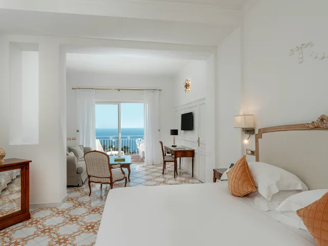 جناح جونيور بإطلالة على البحر، Grand Hotel Quisisana 1/2