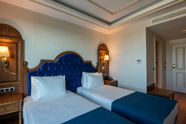 Superior, Twin Beds, Sea View, Bvs Bosphorus Hotel Pera 1/5