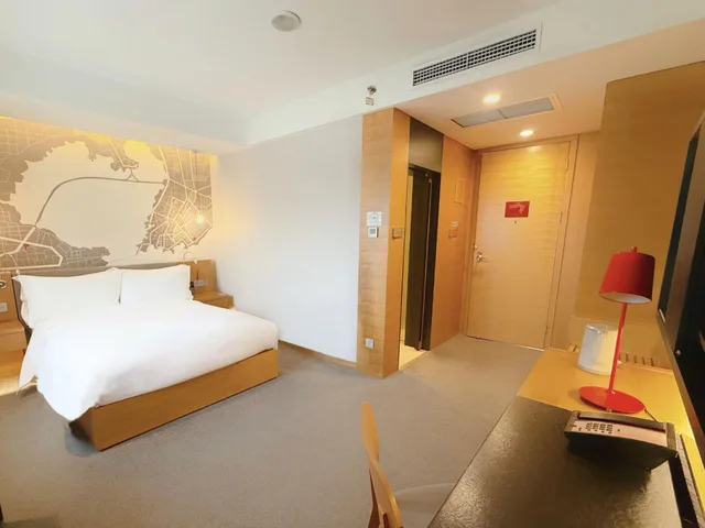 غرفة بسرير مزدوج، Intercity Hotel Qingdao 2/3