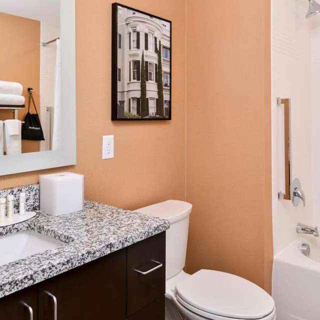 استوديو بسرير كينج مع أريكة، Towneplace Suites By Marriott Charleston-West Ashley 4/9