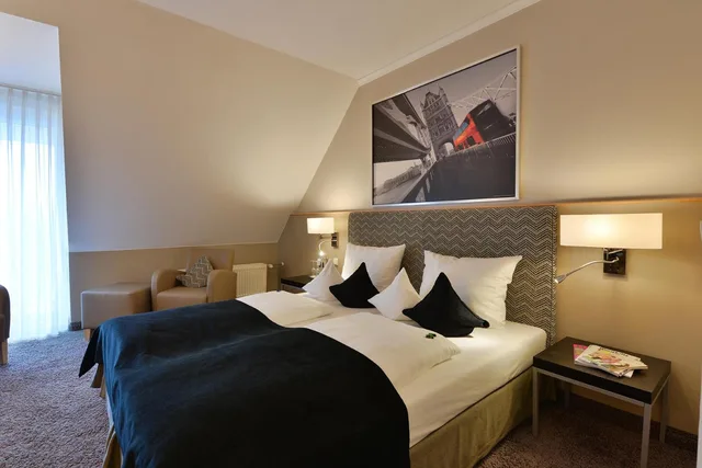 غرفة بريميوم بسرير مزدوج، Parkhotel Weiskirchen 2/6