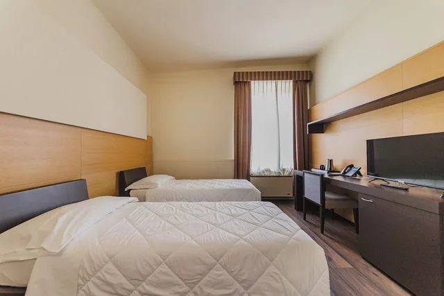 غرفة قياسية ثلاثية بثلاثة أسرّة، Hotel San Nicola 2/10