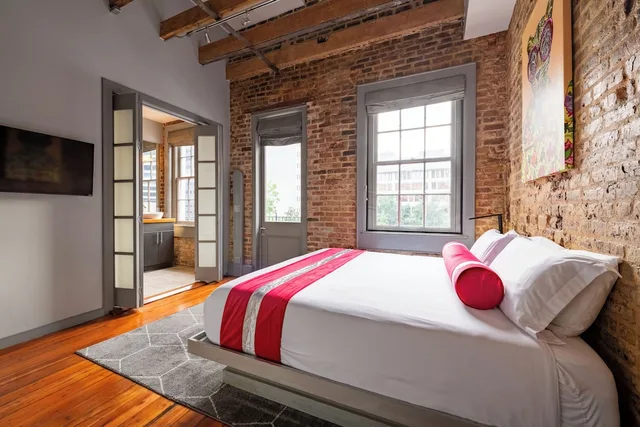جناح رئاسي بسرير كينج وسرير كوين بشرفة بغرفتي نوم، The Natchez Vacation Rentals 2/9