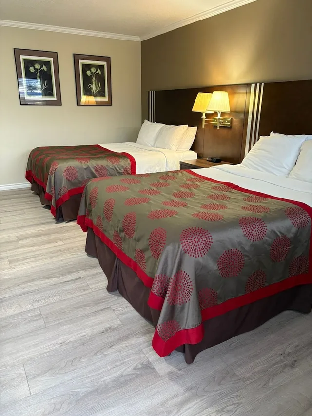 غرفة ديلوكس بسريرين كوين، Grand Forks Inn 1/1