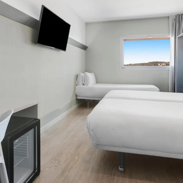 غرفة عائلية، B&B HOTEL Barcelona Granollers 1/8