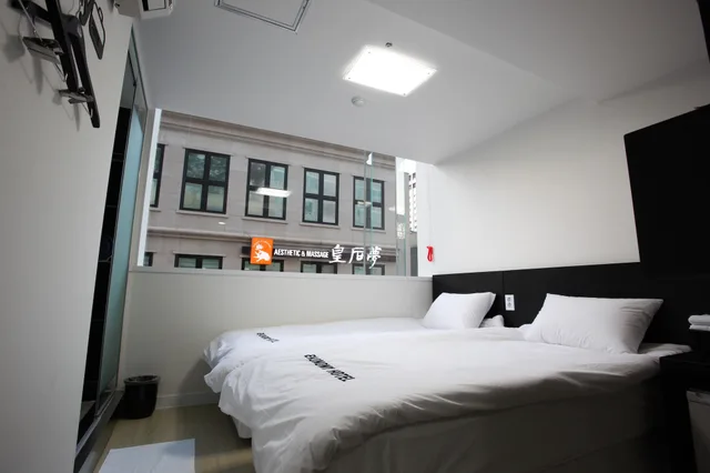 غرفة بسريرين منفصلين، Ekonomy Hotel Myeongdong Premier 10/10
