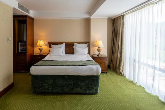 غرفة عائلية، Ramada Brasov Hotel 1/1