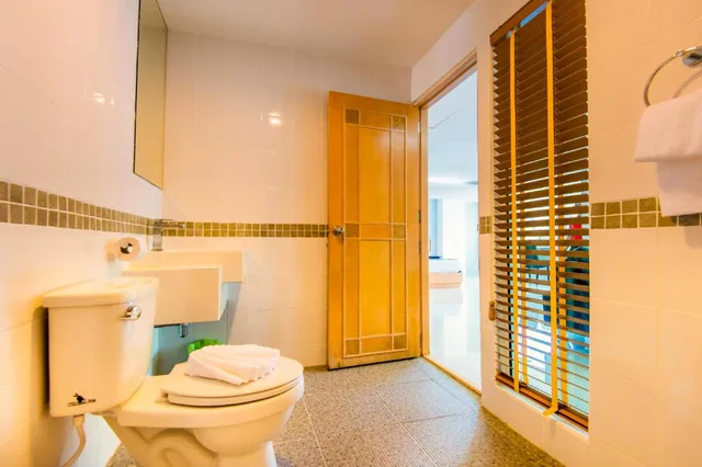 جناح جونيور بإطلالة على الجبل، Hallo Patong Hotel 2/2
