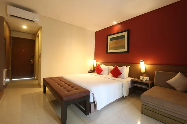 غرفة غراند ديلوكس بسرير كينج في طابق مرتفع، Grand La Walon Hotel 2/2