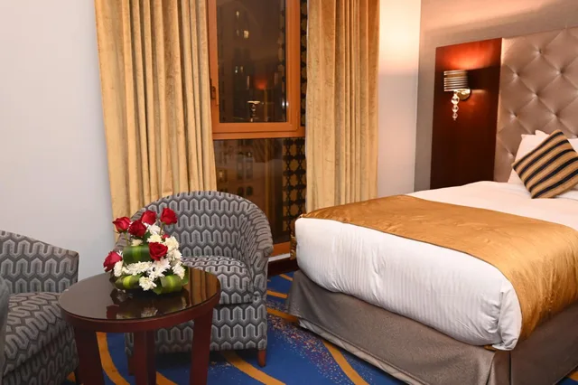 غرفة ديلوكس بسرير فردي بإطلالة على المدينة، فندق دار التقوى(Dar Al Taqwa Hotel) 6/9