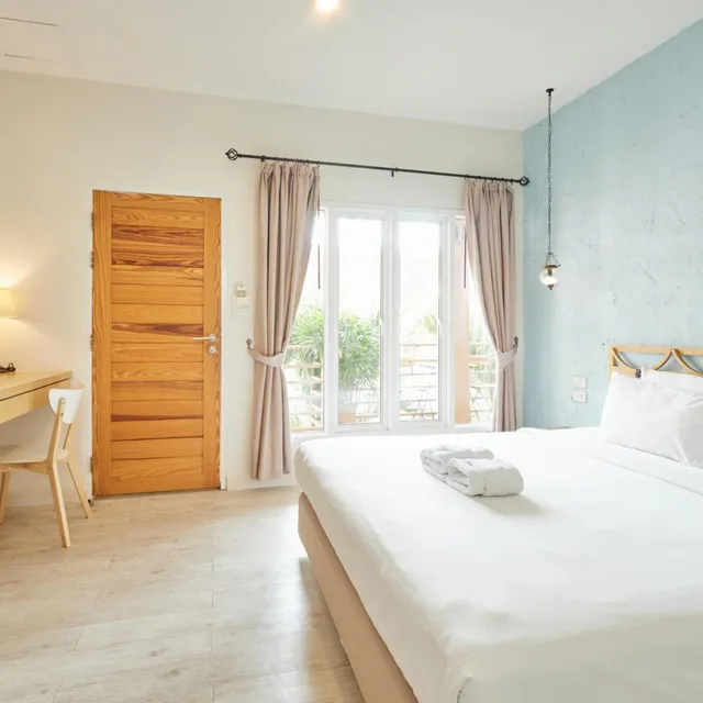 Superior, Double Bed, Talay Hotel & Villa 4/8