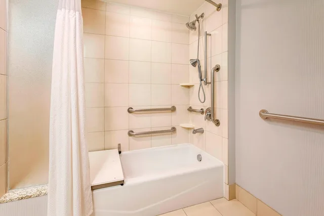 Room, King Bed, Accessible, Courtyard By Marriott Amarillo Downtown 2/2