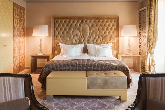 جناح جونيور بسرير كينج بإطلالة على البحيرة، Carlton Hotel St Moritz 4/8