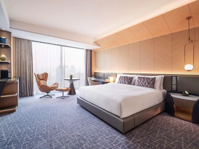 Hollywood, Fairmont, King Bed، Fairmont Ambassador Seoul 3/8