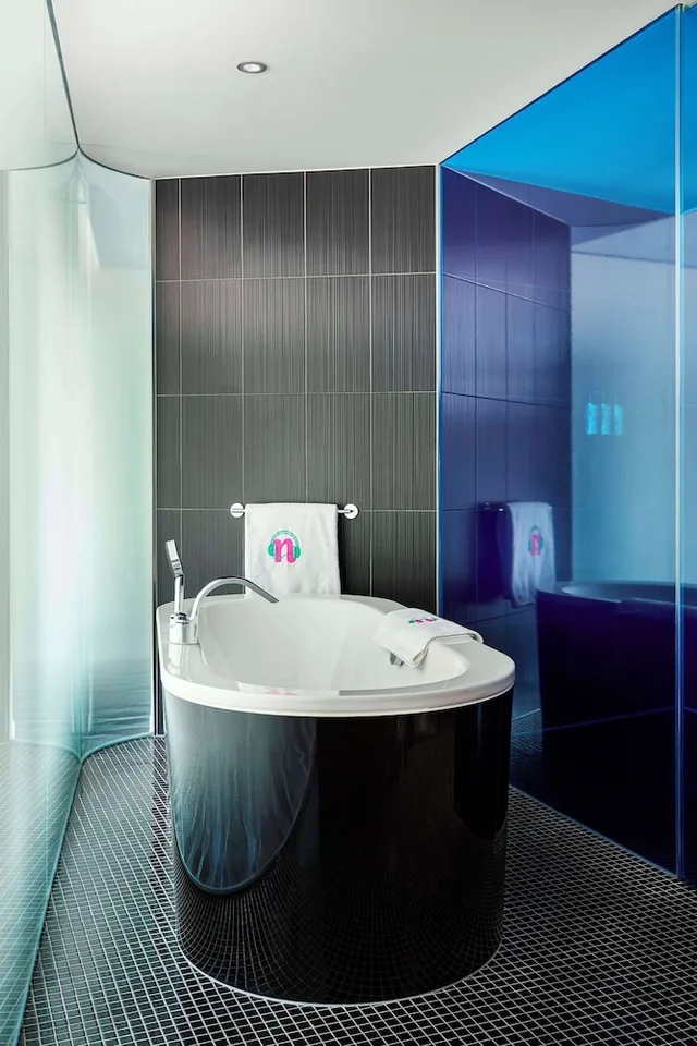 Nhow, Junior Suite, River View، Nhow Berlin 3/3