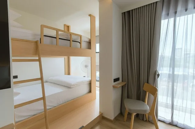 غرفة عائلية بسرير كينج وأسرّة بطابقين، PAAK Hotel Suvarnabhumi 6/8