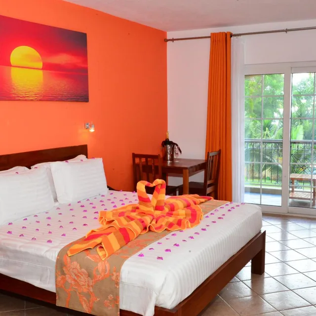 Standard, King Bed, Le Recif Dore Mauritius 4/10