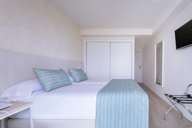 غرفة قياسية بسرير مزدوج، Palmasol Hotel 2/4