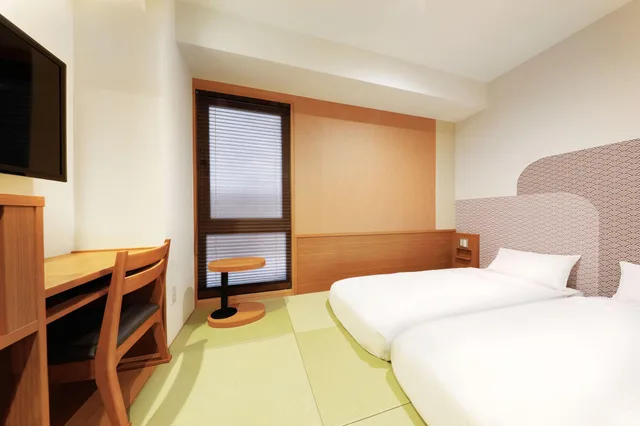 غرفة تقليدية بسريرين منفصلين، Hop Inn Kyoto Shijo Omiya 3/5