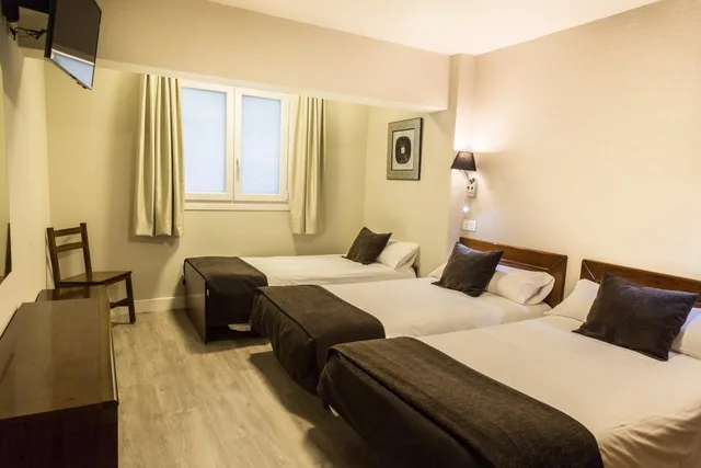 Room, Triple, Hotel El Haya 1/8