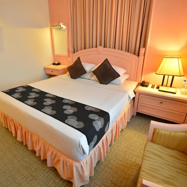 جناح بريميير، Emerald Puteri Hotel 2/5