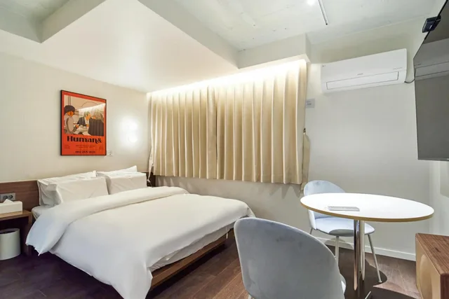 Music, Double Bed، Hotel Yaja Nampo Lotte 2/2