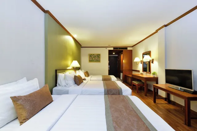 Room, Triple, 3 Beds, Arawana Regency Park Sukhumvit Ex Aspira Grand Regency Sukhumvit 1/10